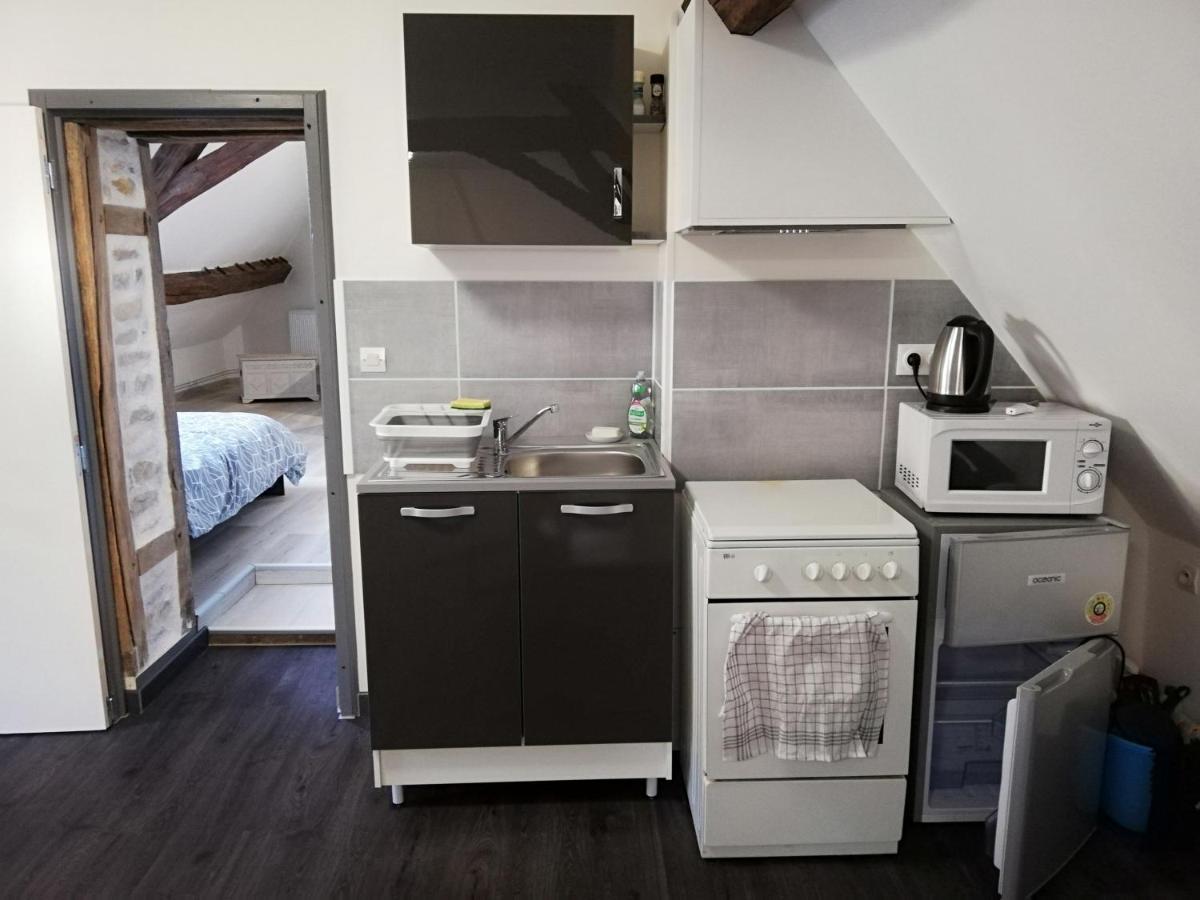 Appartement Au Pied Du Circuit De Magny-Cours Luaran gambar